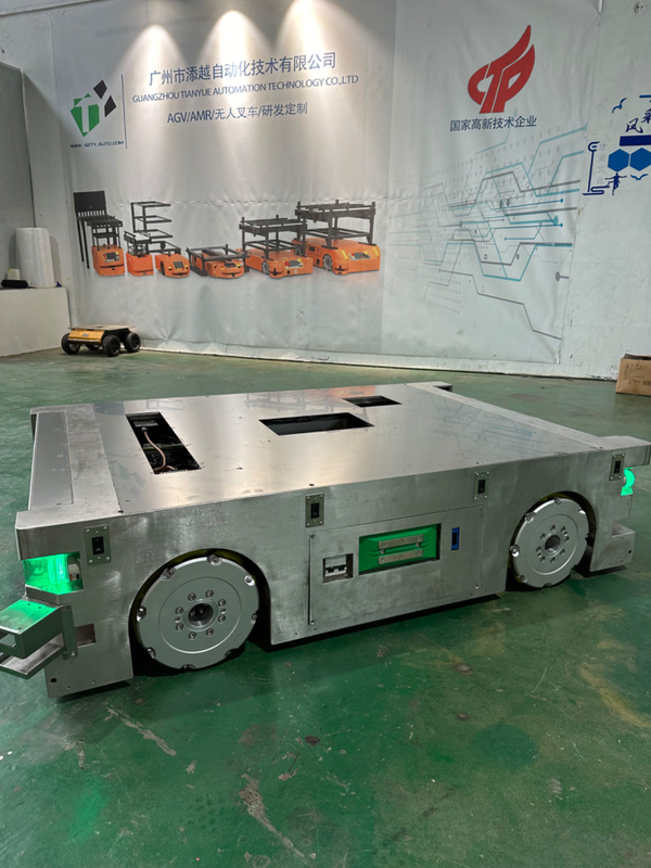 Omni-Directional AGV Otomatik Kılavuzlu Araç Tozsuz Atölyesi En yüksek yük üzerinde özelleştirilebilir doklama mekanizması 800KG